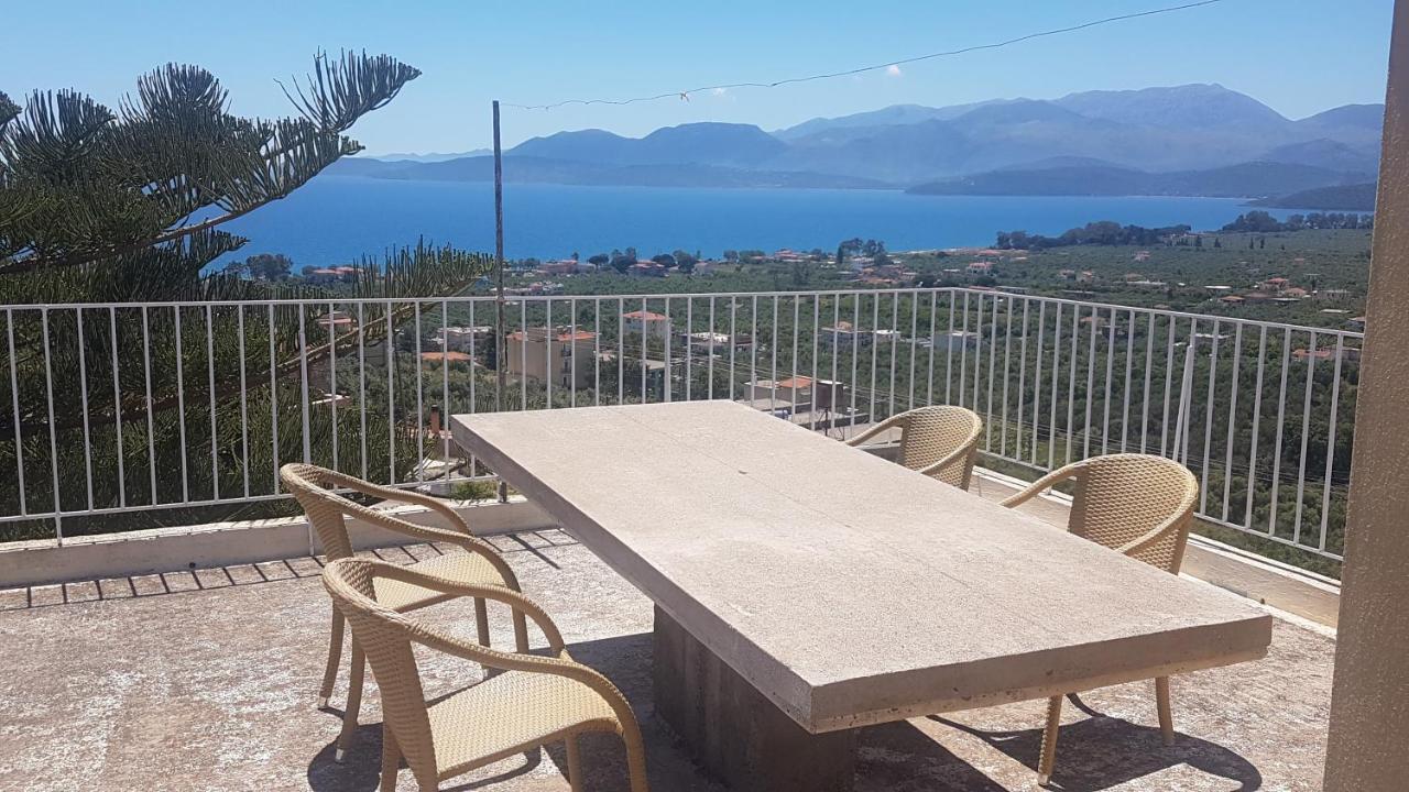 Sea View Apartment *